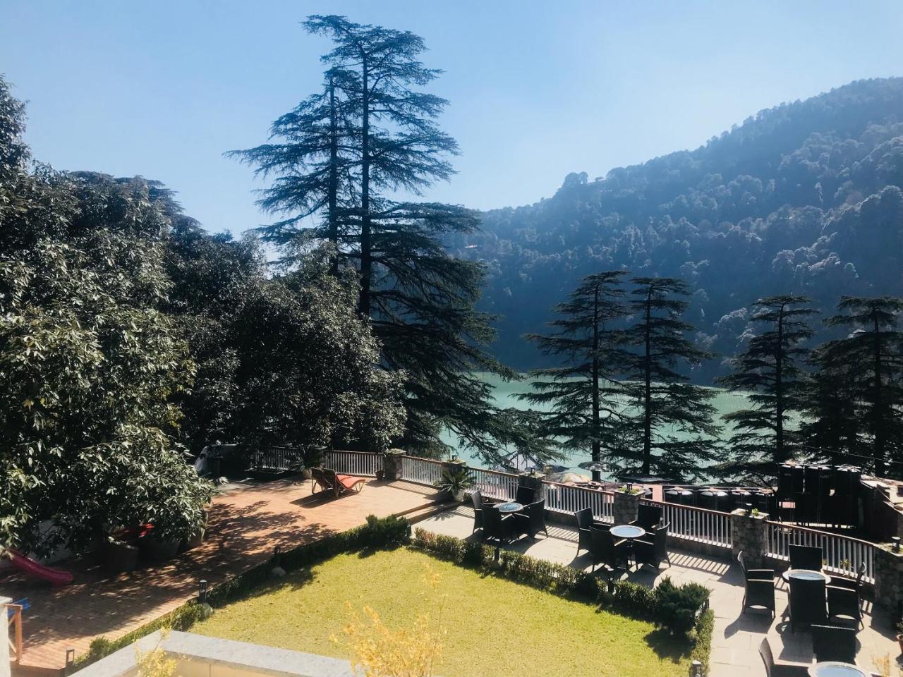 ناينيتال Season Hotel المظهر الخارجي الصورة